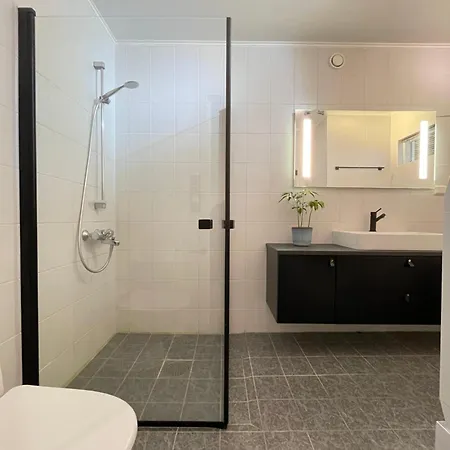 Modern Close To Everything! Lejlighed *